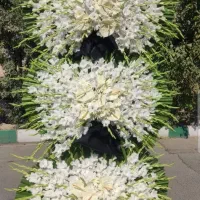 تاج گل در بازار گل محلاتی و بهشت زهرا ارسال فوری