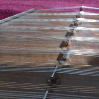 سنتور|سازهای سنتی|اصفهان, کوجان|دیوار