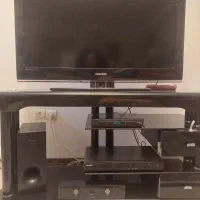 ال سی دی سامسونگ ۴۳ با میز و سینما خانگی