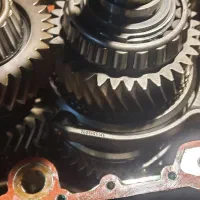 تعمیر گاه سنگین|قطعات یدکی و لوازم جانبی|خرم‌آباد, |دیوار