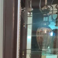 ویترین چوبی در حد نو