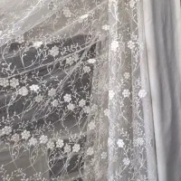 پرده تور گلدوزی شده با آستر