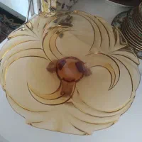 یک سری وسایل به فروش میرسد