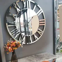 ساعت آینه ای