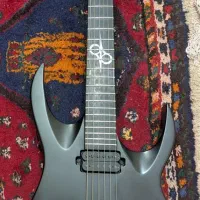 گیتار الکتریک حرفه ای Solar کمیاب