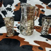 پارچه و لیوان و فنجان شامپاین