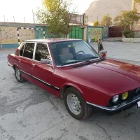 بی ام و  مدل ۷۷