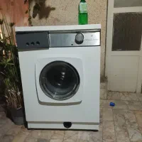 ماشین لباسشویی