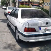 ماشین پژو پارس سفید