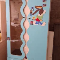 کمد و میز تحریر