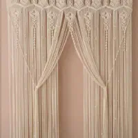 بوم ریس وپرده مکرومه