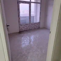 شهرک-سینا-مرکزی-رو-به-کوچه-بالکن-دار