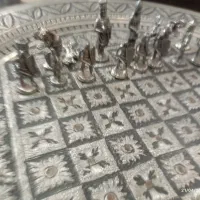 سینی طراحی شده شطرنجی