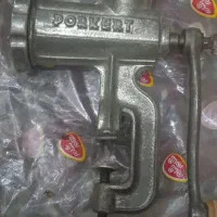 چرخ گوشت دستی تمیز