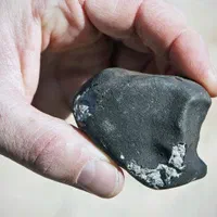 مرکز خرید و فروش شهاب سنگ|جواهرات|شیراز, میرزاکوچک خان|دیوار