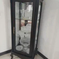 ویترین با اینه قدی