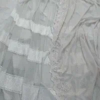 ۳ تا پرده طوری همراه با والان و زیر پرده