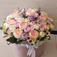 باکس گلهای زیبا مناسب هدیه، تولد، روز مادر|گل مصنوعی|شیراز, قالیشویی|دیوار