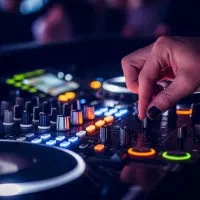 دیجی خانوم هستم