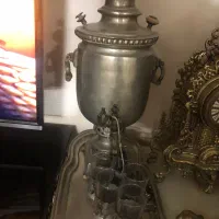 سماور ورشو خیلی قدیمی با چنتا وسایل قدیمی