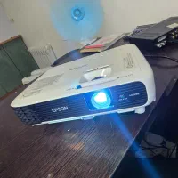 ویدئو پروژکتور آمپلی فایر باند میکروفن دانگل|صوتی و تصویری|اندیشه, اندیشه فاز ۱|دیوار