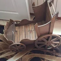 دکوری.کالسکه چوبی
