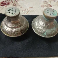 نمکدان قدیمی و انگشتر و سکه کمیاب|کلکسیون اشیاء عتیقه|رشت, کوی فکوری|دیوار
