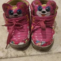 چکمه دخترانه سایز۲۴مناسب یک سال و نیم دو سال