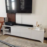 میزتلوزیون سفید