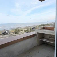 آپارتمان ۱۴۲متری لوکس پلاک۱ دید دریا