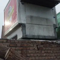 یخچال مرغ و گوشت ماشین