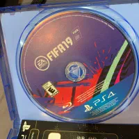 سی دی فوتبال pes19/pes17/fifa19
