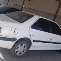 پژو پارس سفید