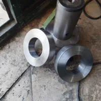 خدمات تراشکاری وجوشکاری  روبروی شهرک صنعتی نصیرشهر