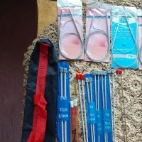 میل بافتنی همراه کیف نگهدارنده میل و طرح گل زن|لوازم خیاطی و بافتنی|اصفهان, جلفا|دیوار