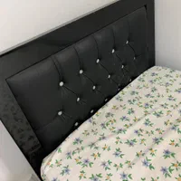 تخت چوبی تک نفره|تخت و سرویس خواب|اصفهان, کوی امام|دیوار