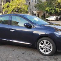 رنو اسکالا E4 موتور 2000cc آبی متالیک دیپلمات