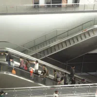 خدمات تخصصی پله برقی|مصالح و تجهیزات ساختمان|شیراز, زرگری|دیوار