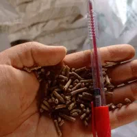 خوراک ماهی پلت شده