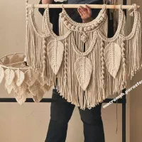 لوستر همراه با ست دیوارکوب