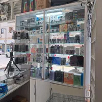 کلیه لوازم موبایل فروشی و تعمیرات و ویترین فروشی
