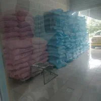 کارگر برای انبار ارد