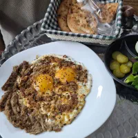 نیروی آشپزخانه برای صبحانه سرا