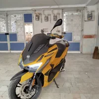 جی تی ۲۰۰ مدل ۱۴۰۲  ۹ هزار کارکرد  بیمه یک سال