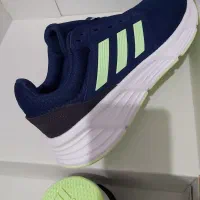 کتانی adidas اورجینال|کیف، کفش، کمربند|بندر انزلی, نوروزی|دیوار