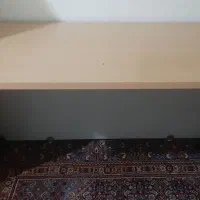 میز تحریر و کامپیوتر کاملا سالم