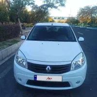 رنو ساندرو اتوماتیک مدل 95 بی رنگ استثنایی