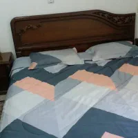 تخت دو نفره بادوکمدکوچک|تخت و سرویس خواب|سنندج, |دیوار