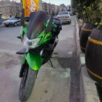 مگلی ۲۰۰|موتورسیکلت|فولادشهر, B4|دیوار