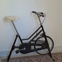 دوچرخه ثابت ورزشی